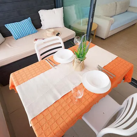 Estudio Con Terraza Vista Mar Ii Apartment *